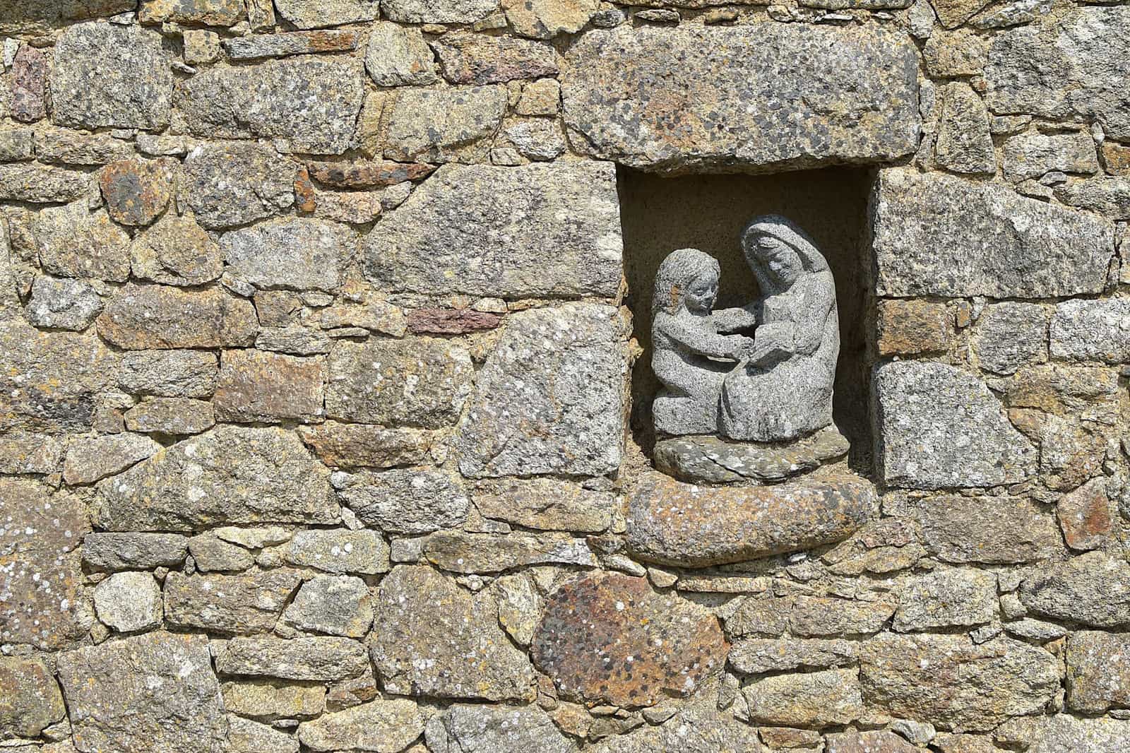 Pivert sur la façade : comment protéger sa maison